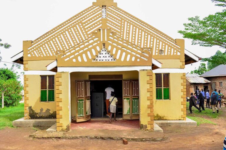 Sanga Adventist Church ettendo 768x510